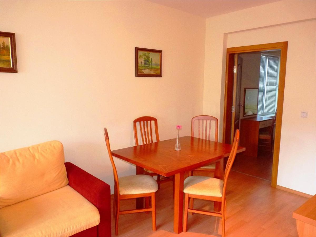 Two Bedroom Apartment In Eagle Rock Mountain Resort ベリ・イスカ エクステリア 写真