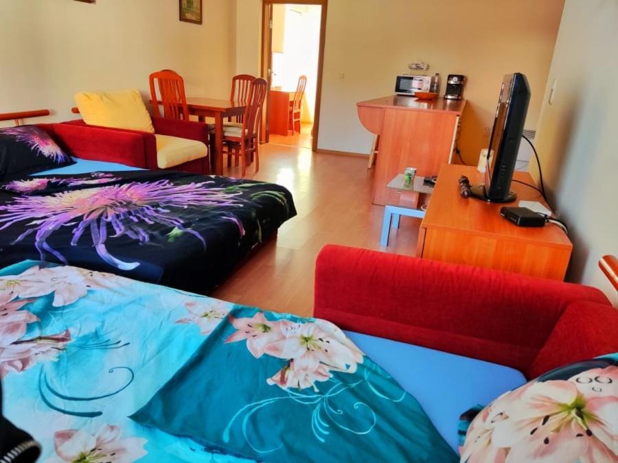 Two Bedroom Apartment In Eagle Rock Mountain Resort ベリ・イスカ エクステリア 写真