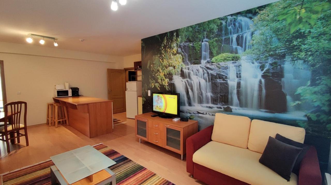 Two Bedroom Apartment In Eagle Rock Mountain Resort ベリ・イスカ エクステリア 写真