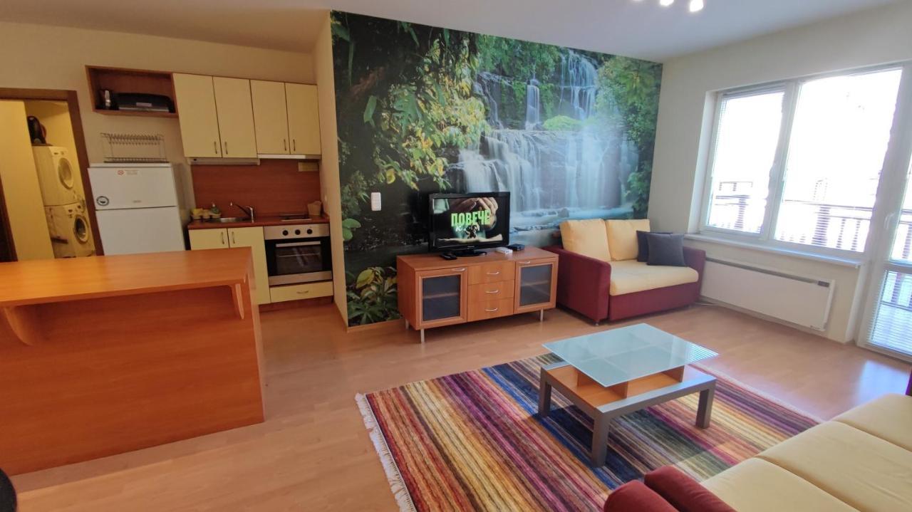 Two Bedroom Apartment In Eagle Rock Mountain Resort ベリ・イスカ エクステリア 写真
